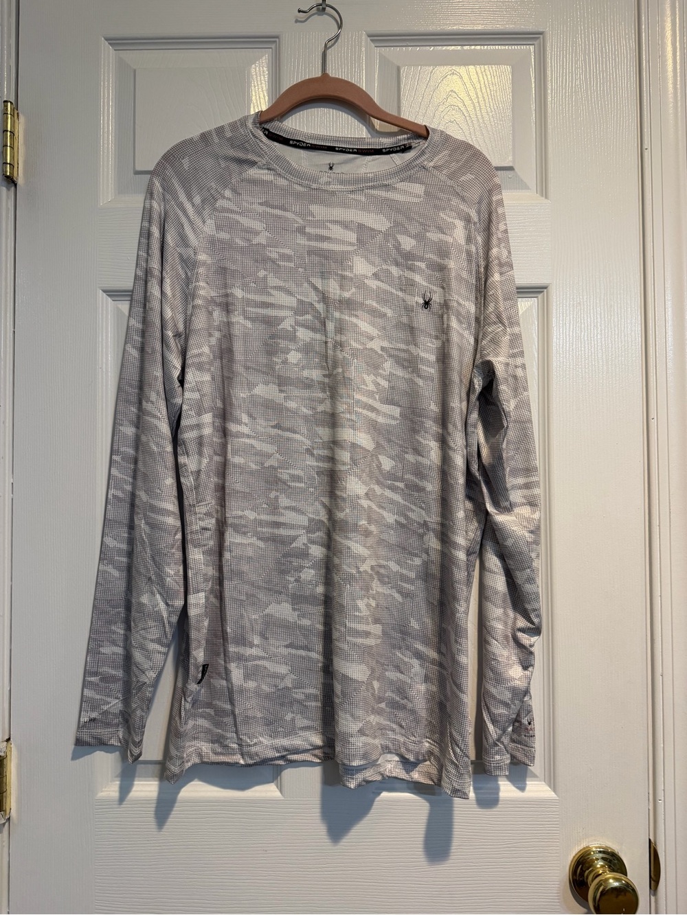 Spyder Men's Light Gray Camo Long Sleeve Crew